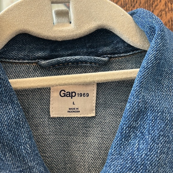 Gap 1969 collection denim dress or coat. Length 42” Width 19” Like new - Picture 3 of 6